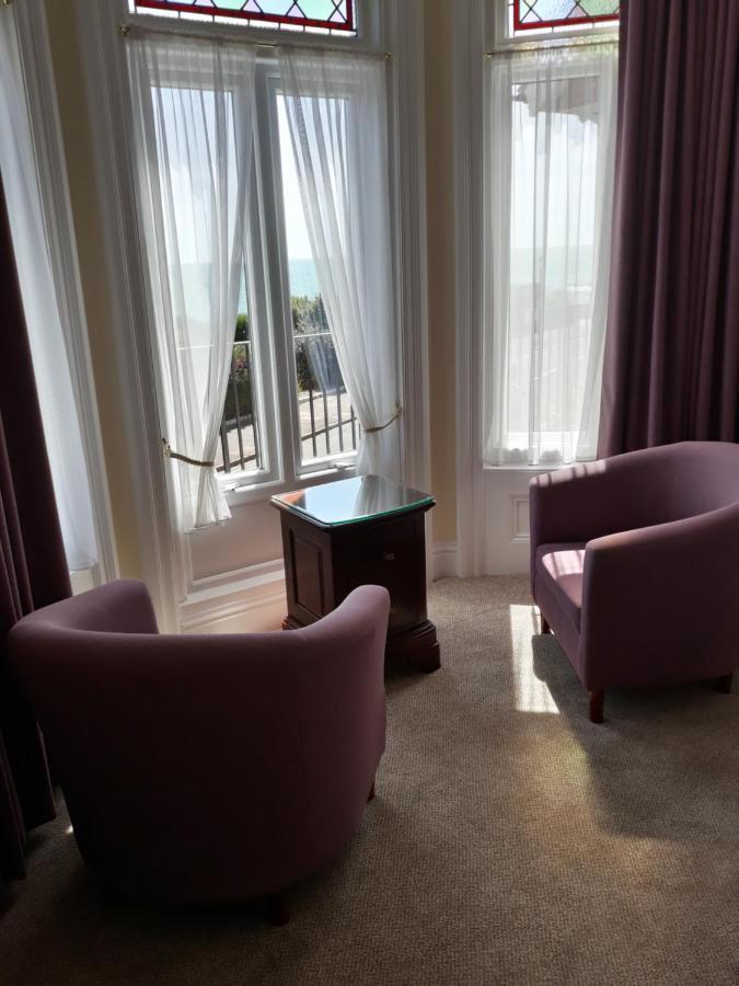 Breakers Bed And Breakfast Істборн Екстер'єр фото